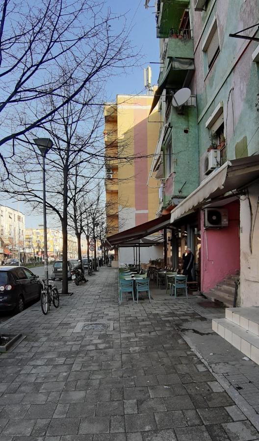 Rondine Studio Apartment Tirana Exterior foto